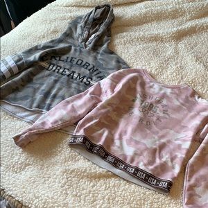 Bundle of 2 girls sweatshirts